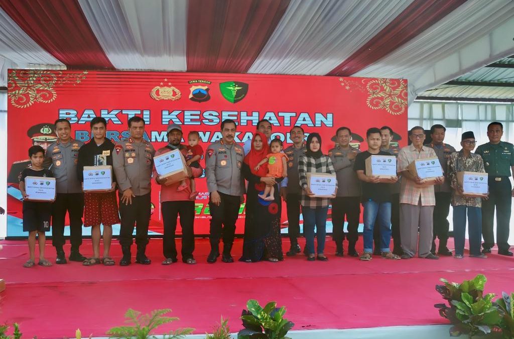 Gelar Bakti Sosial Dan Kesehatan Di Blora, Wakapolri : Sebagai Sarana Cooling System Menjelang Tahun Politik