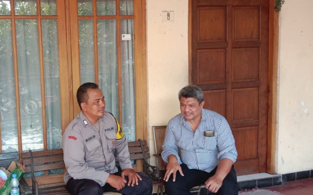 Pererat Silaturahmi, Bripka Muslih Serap Aspirasi Warga RT 1 RW 6 Lamper Kidul