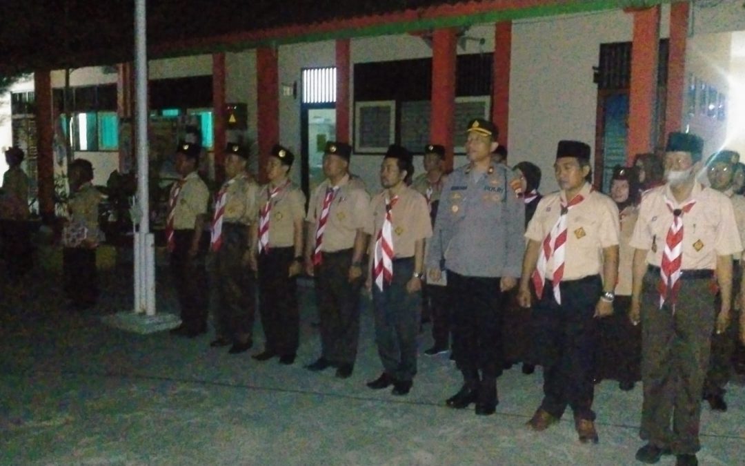 Apresiasi Pelajar, Kapolsek Genuk Hadiri Peringatan HUT Pramuka Ke-62 Di SMA Negeri 10 Semarang