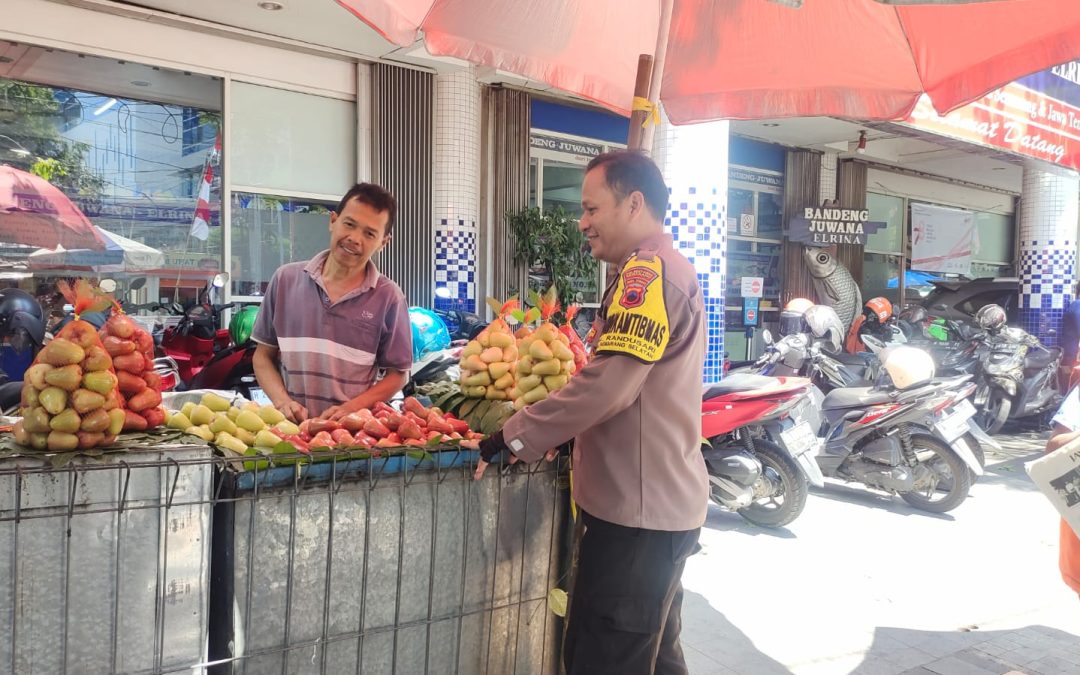 Patroli Kamtibmas, Aiptu Metrizal Sambang Warga RT 1 RW 2 Randusari