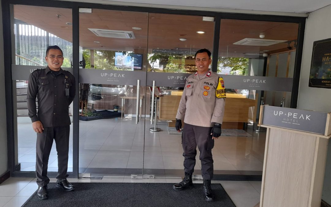 Cipta Keamanan Wilayah, Aiptu I Yadi Yanto Sambangi Security Hotel Up Peak Semarang