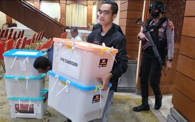 Rekapitulasi Penghitungan Suara Tingkat Kota Semarang Dimulai, Polrestabes Semarang lakukan Sterilisasi Ruangan Rapat