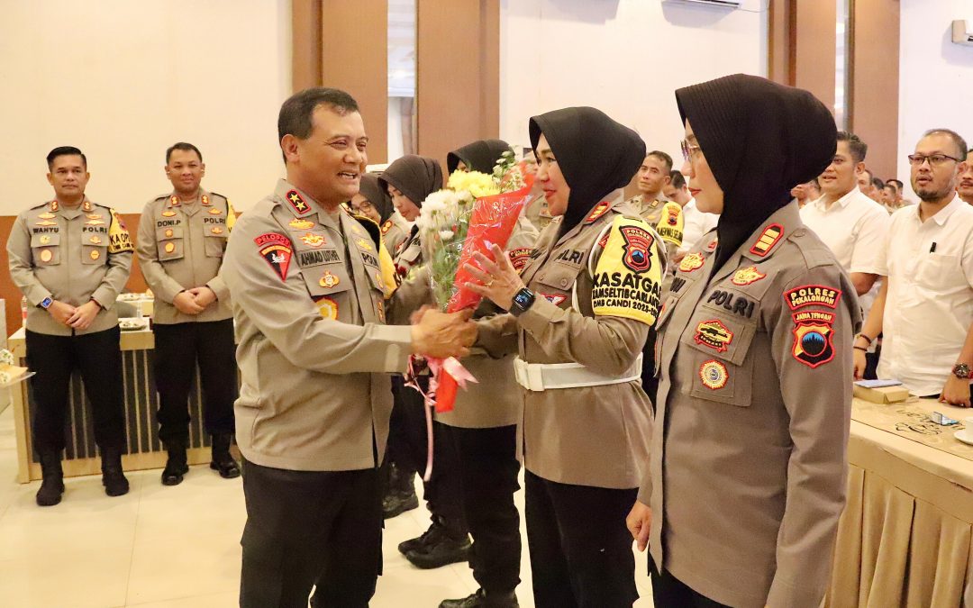 Kapolda Jateng menekankan Empati Polri untuk Mendapatkan Simpati Masyarakat