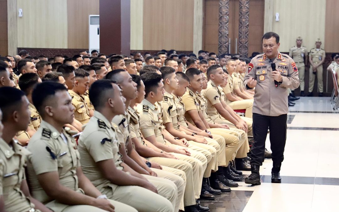 Cegah kekeraan Kapolda Jateng Irjen Pol Ahmad Luthfi berikan Pembinaan pada Taruna/Taruni PIP Semarang