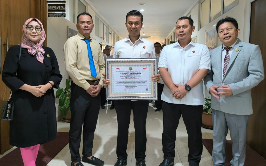 Sukses Jaga Generasi Muda, Dir Narkoba Polda Jateng Terima Penghargaan Presisi atas Kinerja Cemerlang