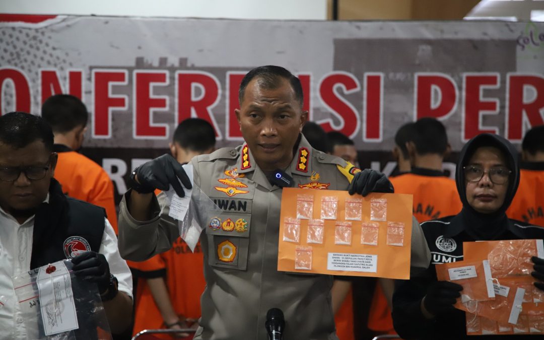 Satuan Resnarkoba Polresta Surakarta Amankan 13 Tersangka Pelaku Narkoba, 6 Orang Merupakan Residivis
