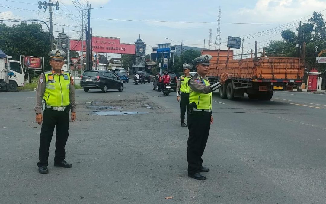 Polrestabes Semarang Berlakukan Larangan Truk Sumbu 3 di Jalur Libur Natal-Tahun Baru