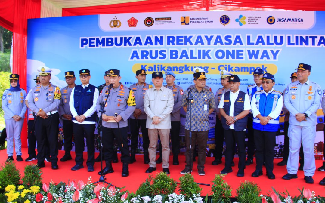Kapolri Pimpin Pelepasan One Way Nasional Tol Kalikangkung-Cikampek