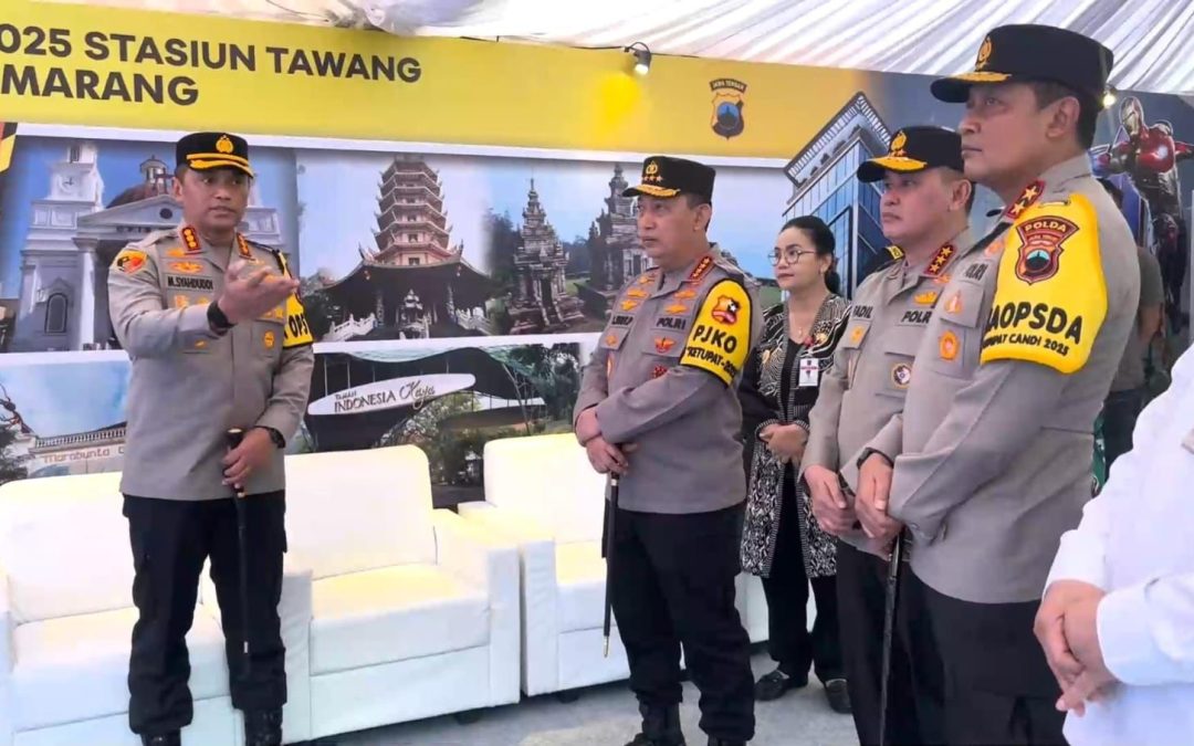 Kapolri Tinjau Pelayanan Arus Balik Lebaran di Stasiun Tawang, Semarang
