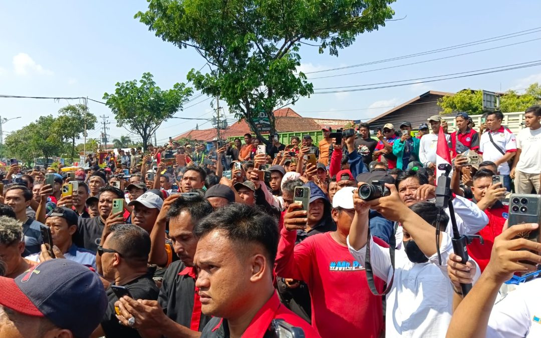 Pastikan Demo Sopir Truk Berjalan Tertib, Polda Jateng Lakukan Pengamanan dan Pengawalan